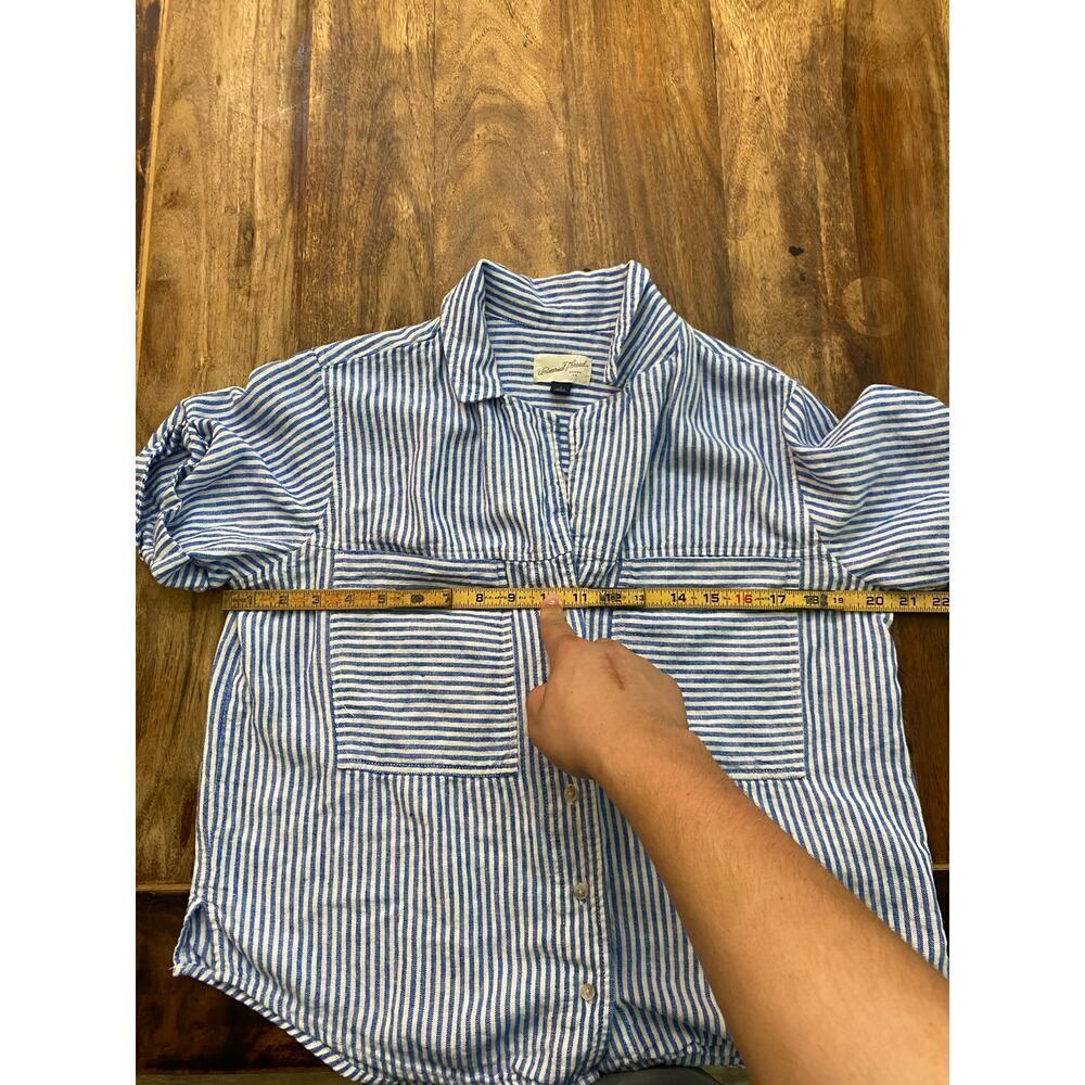 Universal Thread Striped Button-Down Cropped Shir… - image 7